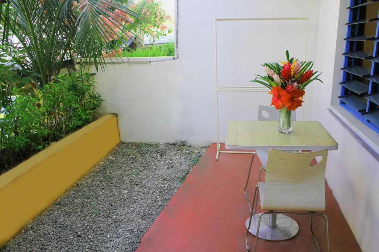 Pacific Paradise Motel Port Vila Dış mekan fotoğraf
